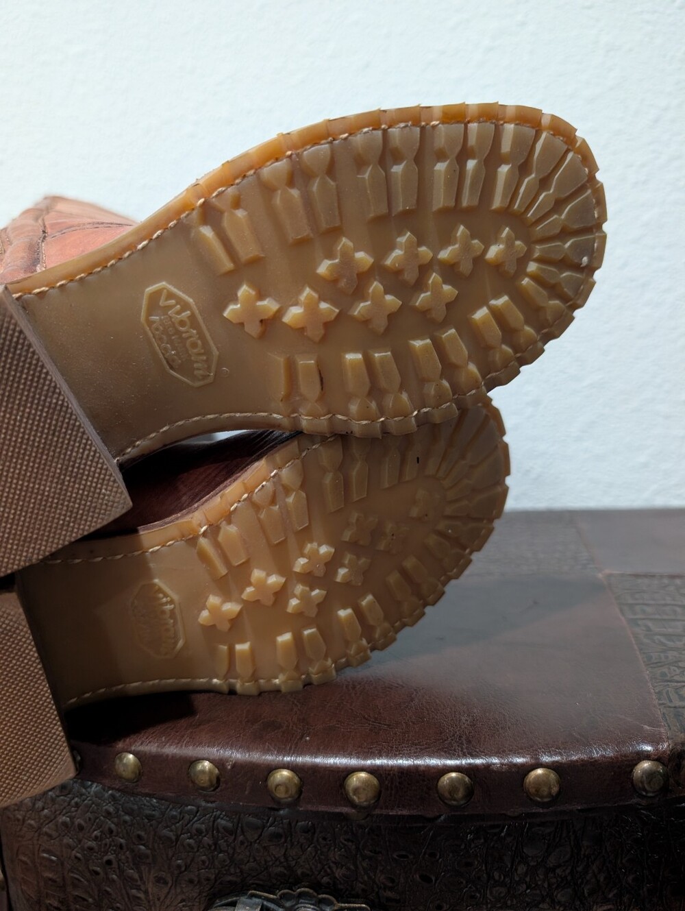 FRYE Campus Horse stitching Boots Size 7 Women's - Picture 8 of 16